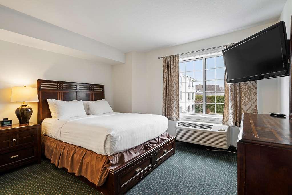 Charlevoix Inn & Suites Surestay Collection By Best Western Camera foto