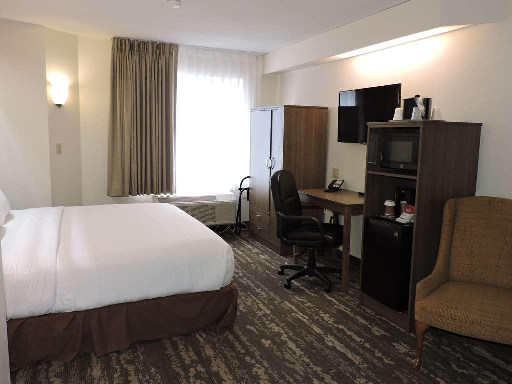 Charlevoix Inn & Suites Surestay Collection By Best Western Camera foto